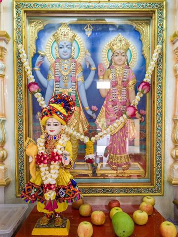 Dar es Salaam Temple Murti Darshan