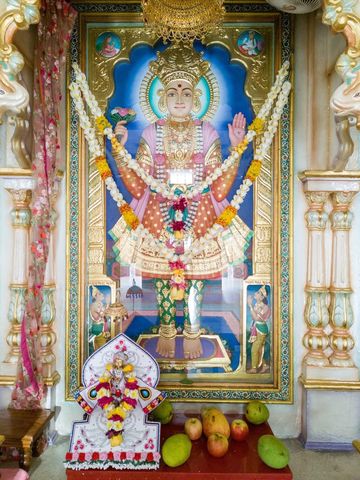 Dar es Salaam Temple Murti Darshan