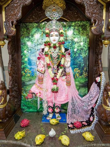 Dar es Salaam Temple Murti Darshan