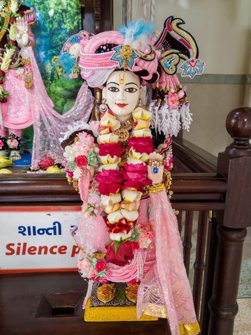 Dar es Salaam Temple Murti Darshan