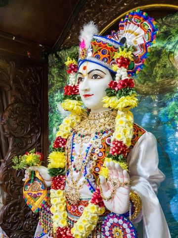 Dar es Salaam Temple Murti Darshan