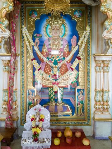 Dar es Salaam Temple Murti Darshan