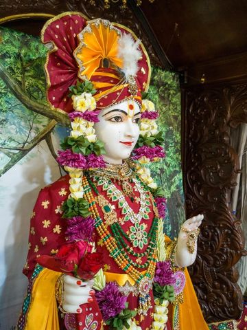 Dar es Salaam Temple Murti Darshan