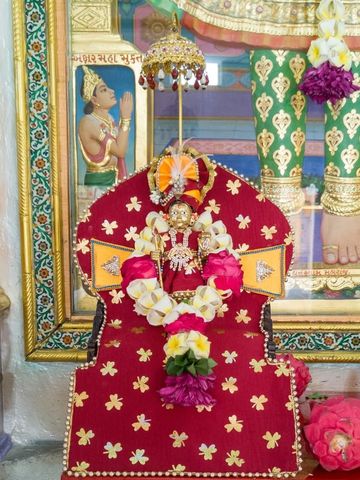 Dar es Salaam Temple Murti Darshan