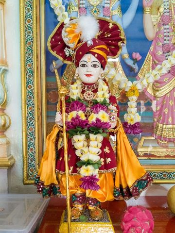 Dar es Salaam Temple Murti Darshan