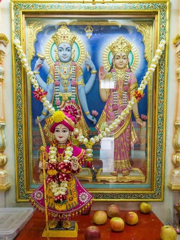 Dar es Salaam Temple Murti Darshan