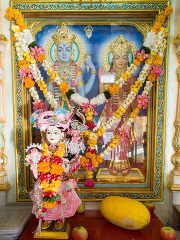 Dar es Salaam Temple Murti Darshan
