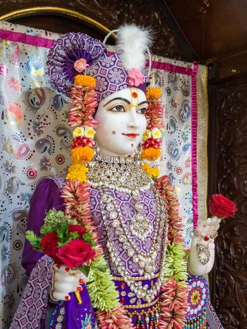 Dar es Salaam Temple Murti Darshan
