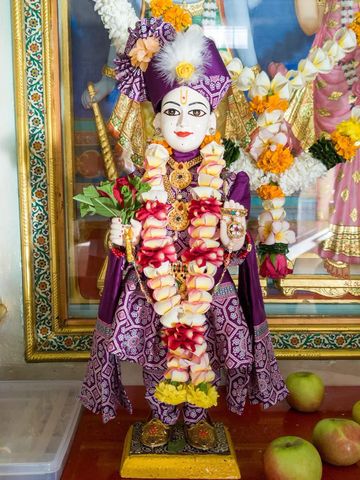 Dar es Salaam Temple Murti Darshan