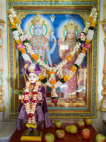 Dar es Salaam Temple Murti Darshan