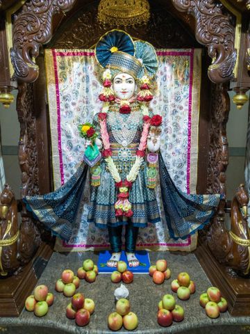 Dar es Salaam Temple Murti Darshan
