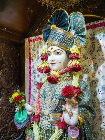 Dar es Salaam Temple Murti Darshan
