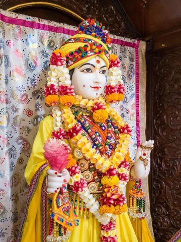 Dar es Salaam Temple Murti Darshan