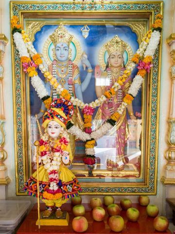 Dar es Salaam Temple Murti Darshan