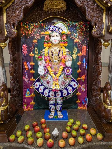 Dar es Salaam Temple Murti Darshan