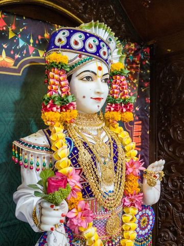 Dar es Salaam Temple Murti Darshan