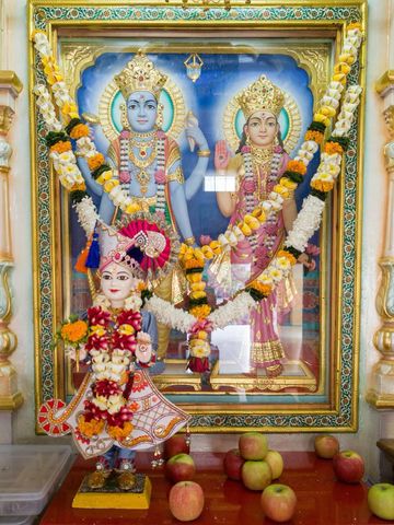 Dar es Salaam Temple Murti Darshan