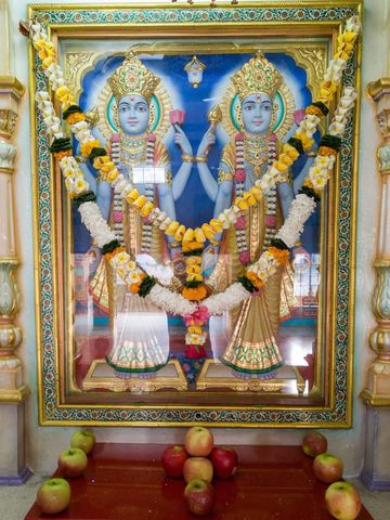 Dar es Salaam Temple Murti Darshan