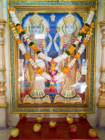 Dar es Salaam Temple Murti Darshan