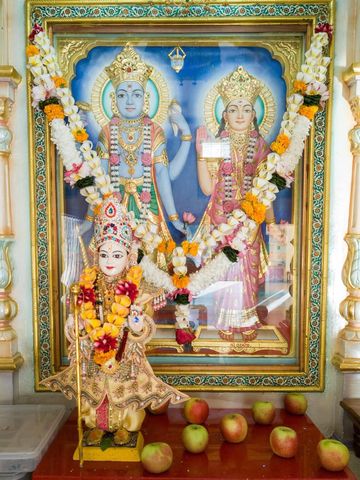 Dar es Salaam Temple Murti Darshan
