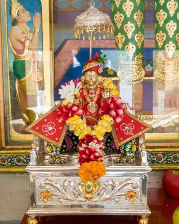 Dar es Salaam Temple Murti Darshan