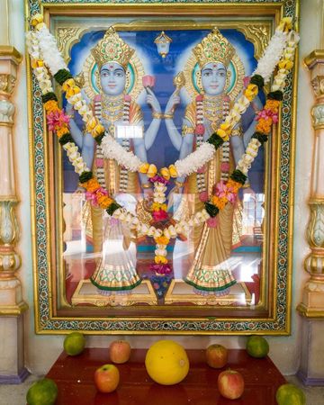 Dar es Salaam Temple Murti Darshan