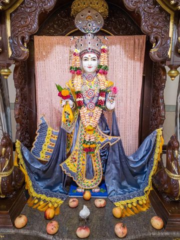 Dar es Salaam Temple Murti Darshan