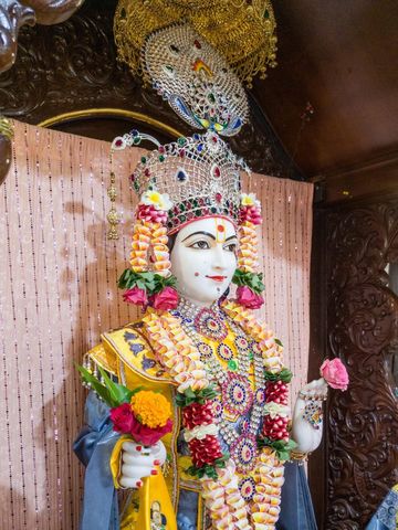 Dar es Salaam Temple Murti Darshan