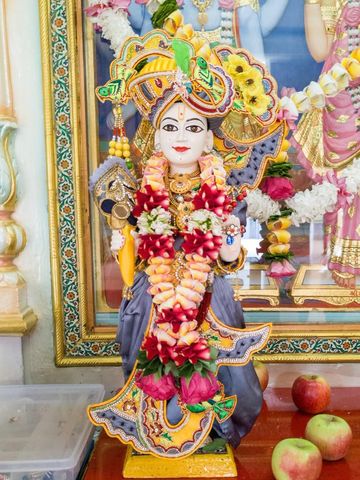 Dar es Salaam Temple Murti Darshan