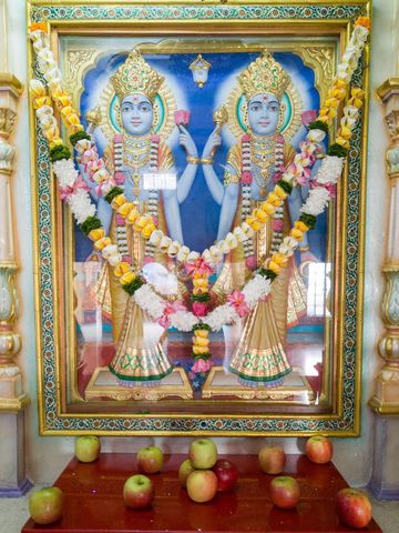 Dar es Salaam Temple Murti Darshan