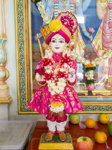 Dar es Salaam Temple Murti Darshan