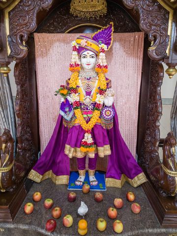 Dar es Salaam Temple Murti Darshan