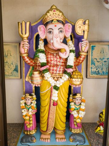Dar es Salaam Temple Murti Darshan