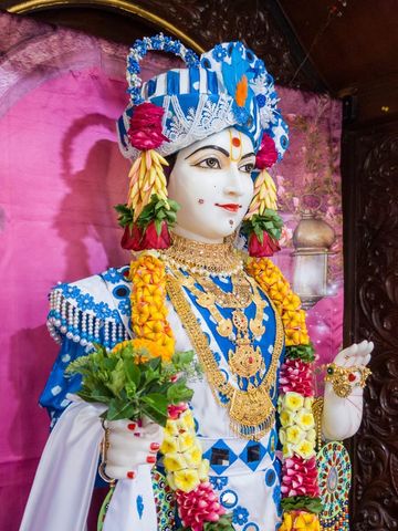 Dar es Salaam Temple Murti Darshan