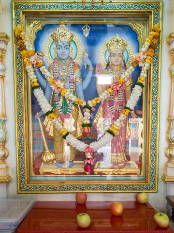 Dar es Salaam Temple Murti Darshan