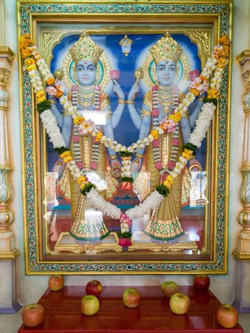 Dar es Salaam Temple Murti Darshan