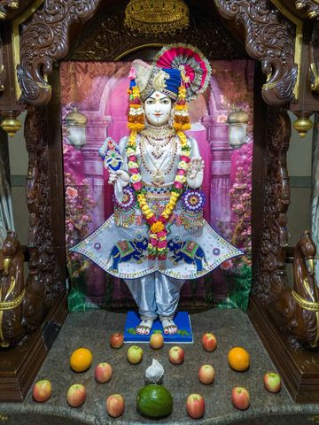 Dar es Salaam Temple Murti Darshan