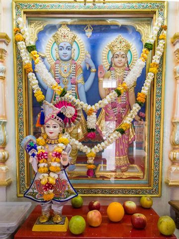 Dar es Salaam Temple Murti Darshan