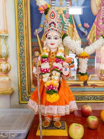 Dar es Salaam Temple Murti Darshan