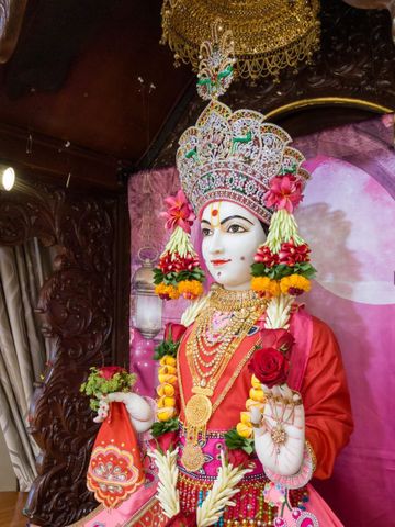 Dar es Salaam Temple Murti Darshan