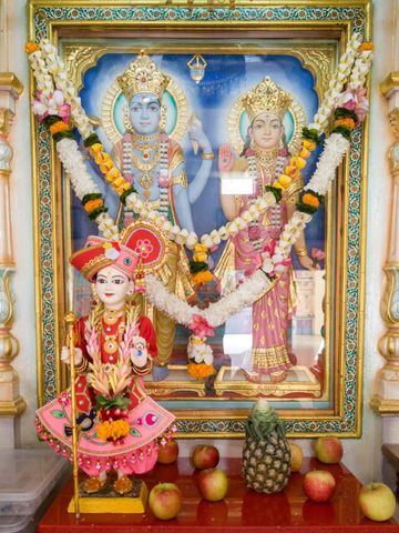 Dar es Salaam Temple Murti Darshan