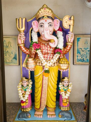 Dar es Salaam Temple Murti Darshan