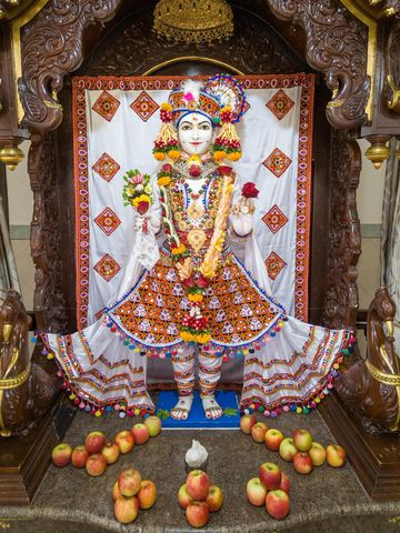 Dar es Salaam Temple Murti Darshan