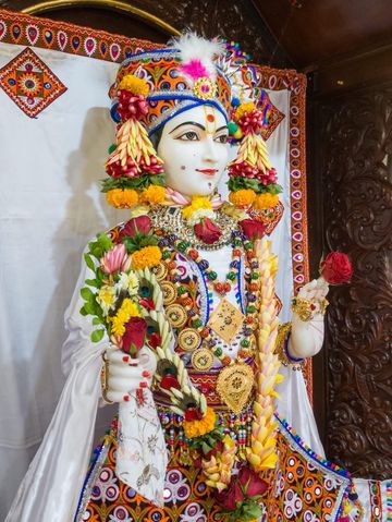 Dar es Salaam Temple Murti Darshan
