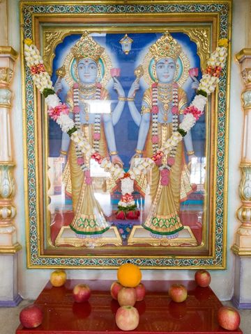 Dar es Salaam Temple Murti Darshan
