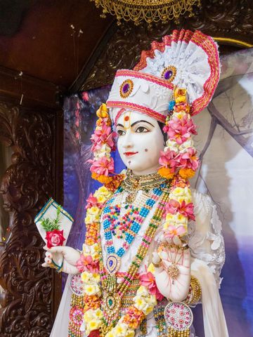 Dar es Salaam Temple Murti Darshan