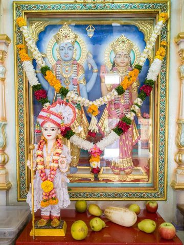Dar es Salaam Temple Murti Darshan