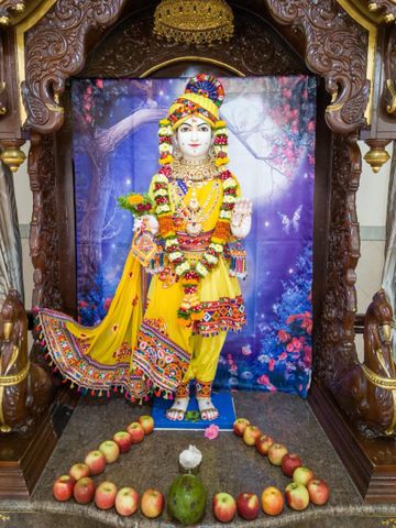 Dar es Salaam Temple Murti Darshan