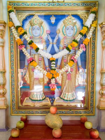 Dar es Salaam Temple Murti Darshan