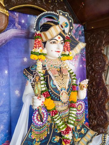 Dar es Salaam Temple Murti Darshan